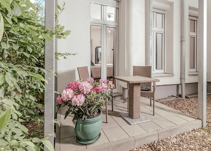 The Malmoeer, 1 Bed Room With Lovely Terrace Up To 2